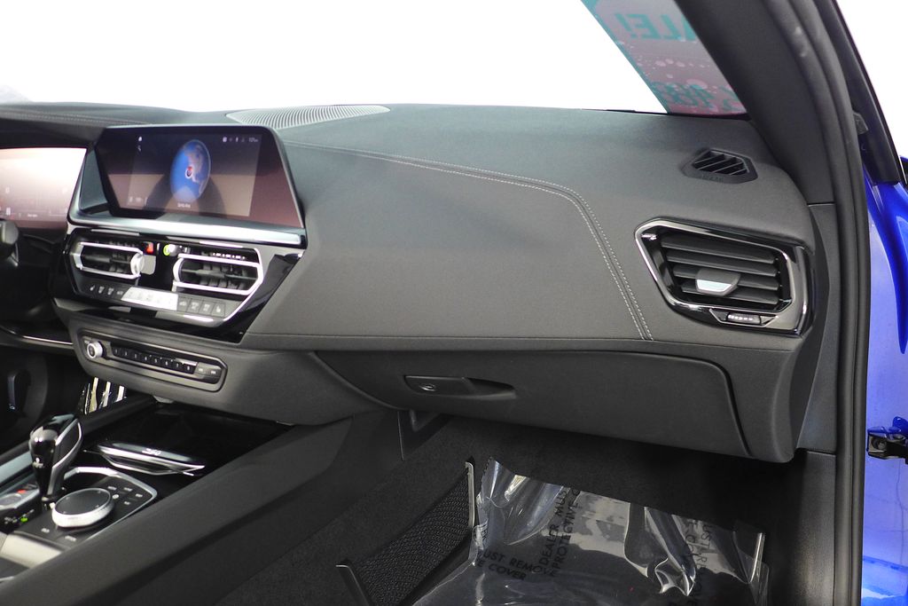 Thumbnail: 2025 BMW Z4 - 18