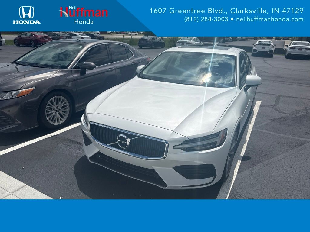 2019 Volvo S60 T5 Momentum FWD