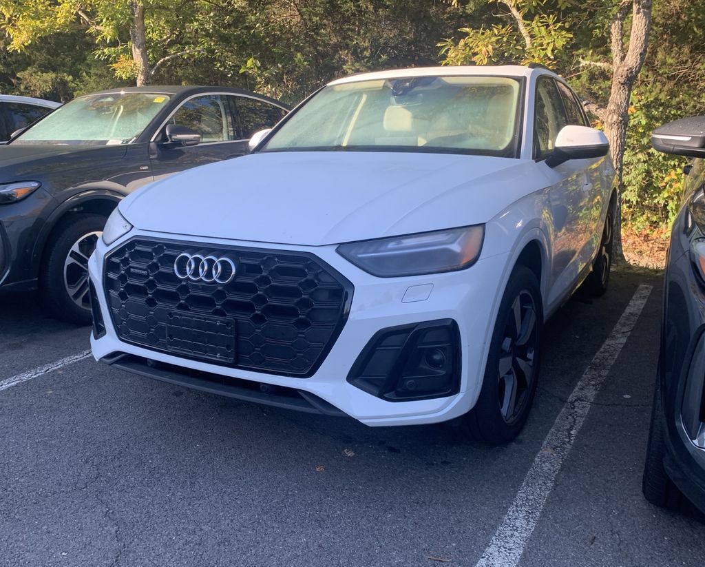 Thumbnail: 2023 Audi Q5 - 3