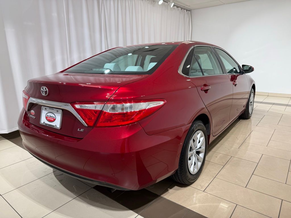 Thumbnail: 2015 Toyota Camry - 5