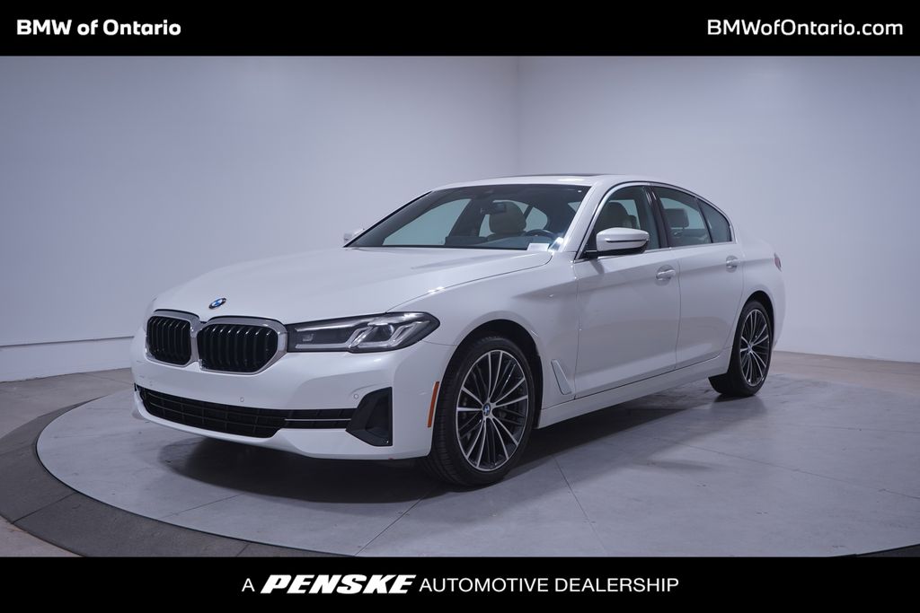 2022 BMW 5 Series 530i Hero Image