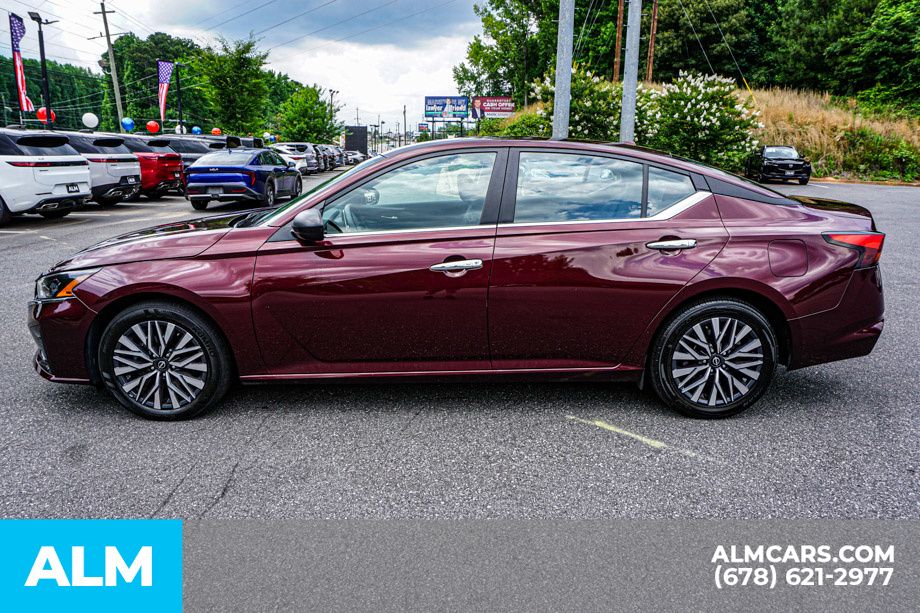 2025 Nissan Altima SV - Photo 7