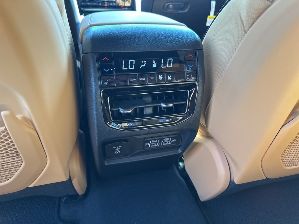 New Car 2025 Jeep Grand Cherokee  Summit For Sale Under $70,000 In Austin, Texas