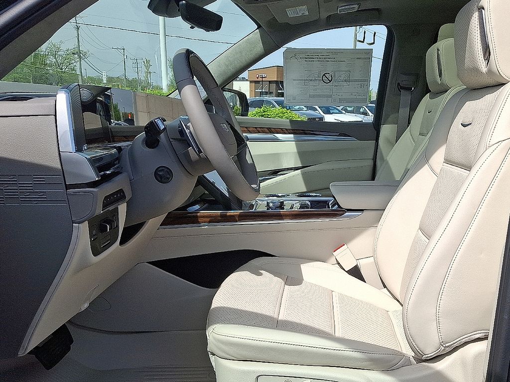 2025 Cadillac Escalade Sport Platinum 8