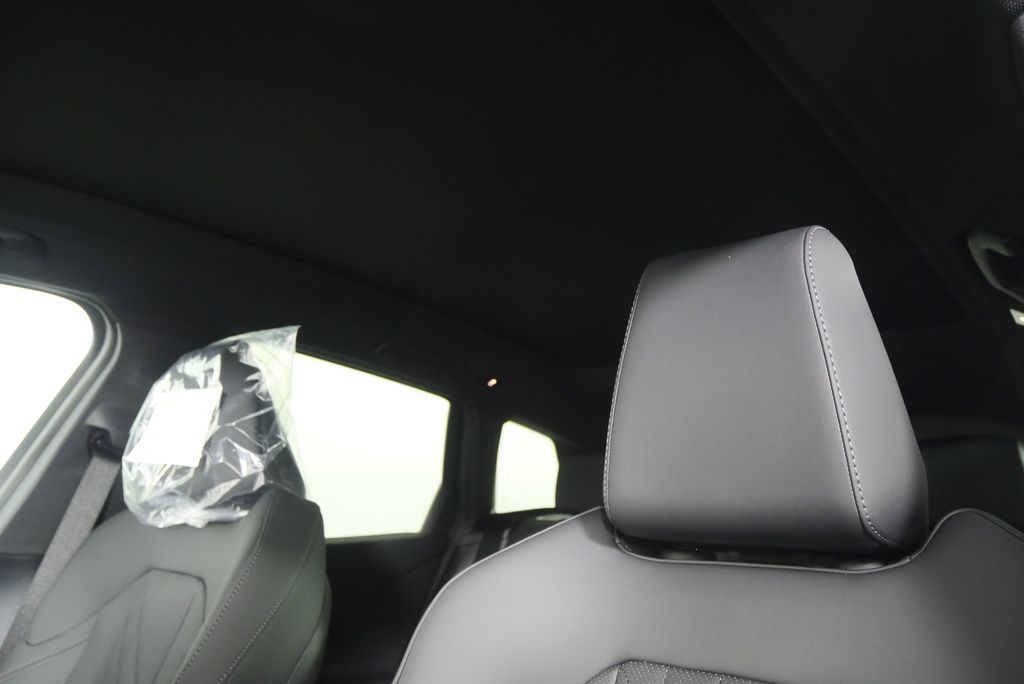 Thumbnail: 2026 BMW X3 - 11