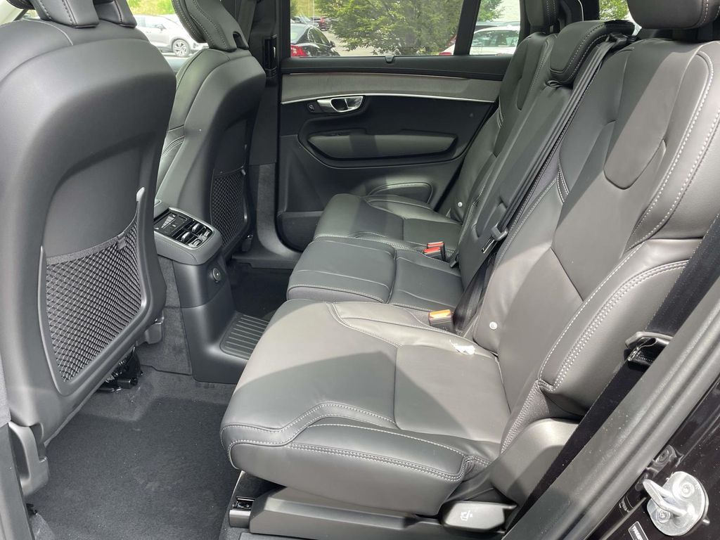 New 2026 Black Volvo T8 Ultra image 17