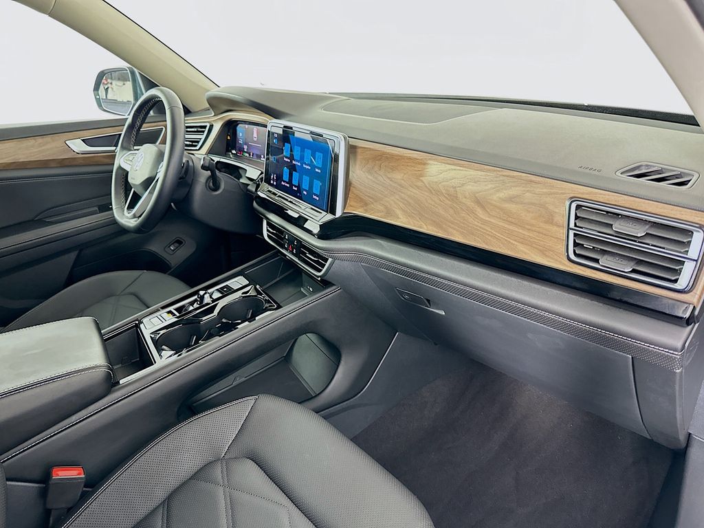 Thumbnail: 2024 Volkswagen Atlas - 29