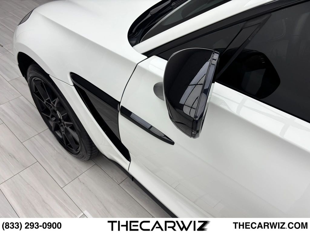 2021 Aston Martin DBX