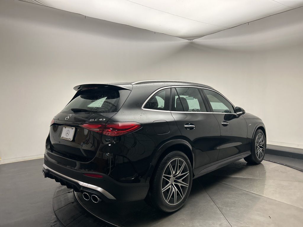Thumbnail: 2026 Mercedes-Benz GLC - 7