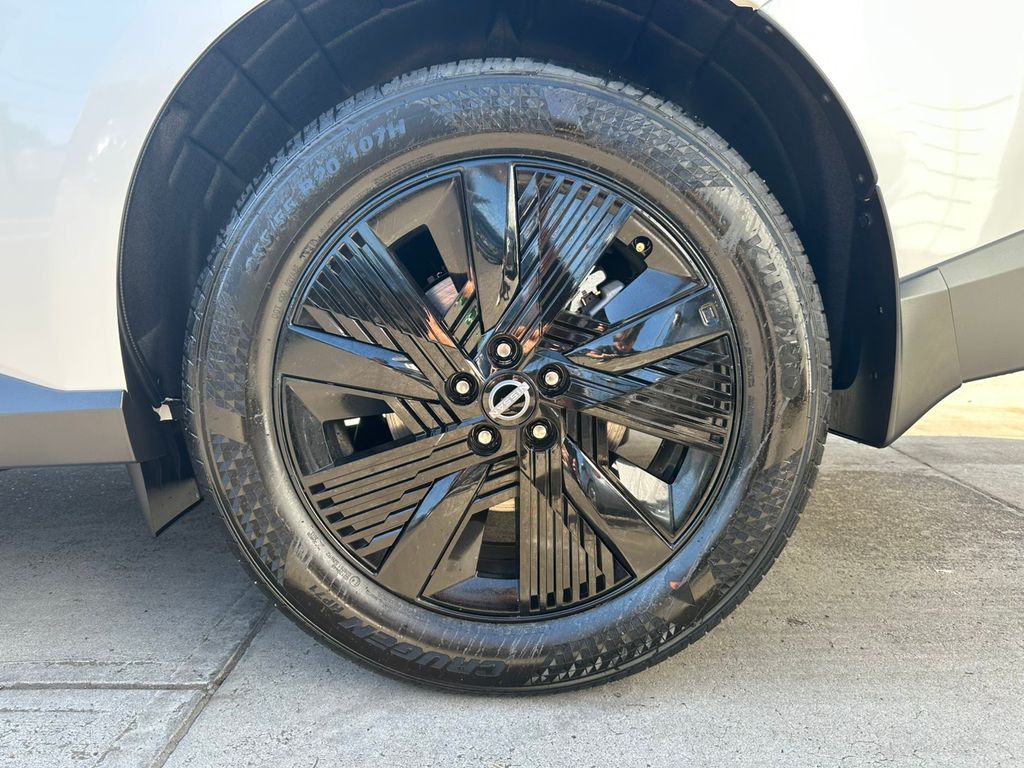 2025 Nissan Murano SV