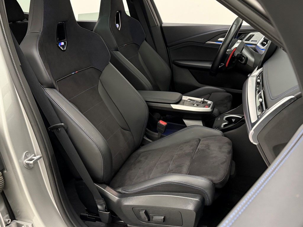 Thumbnail: 2024 BMW X1 - 31