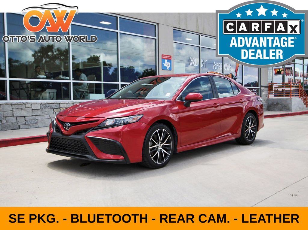 Supersonic Red 2021 Toyota Camry Sedan Front-Wheel Drive 8-Speed Automatic