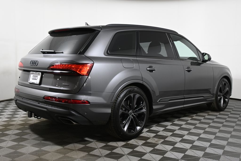 Thumbnail: 2026 Audi Q7 - 7