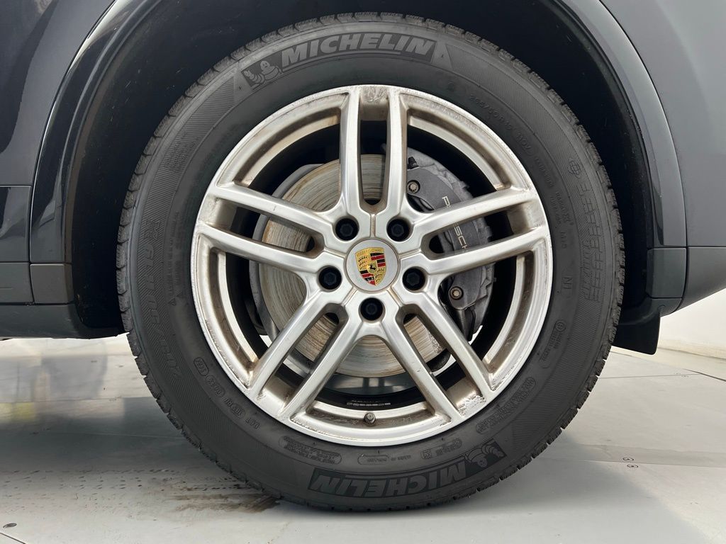 Thumbnail: 2018 Porsche Cayenne - 28