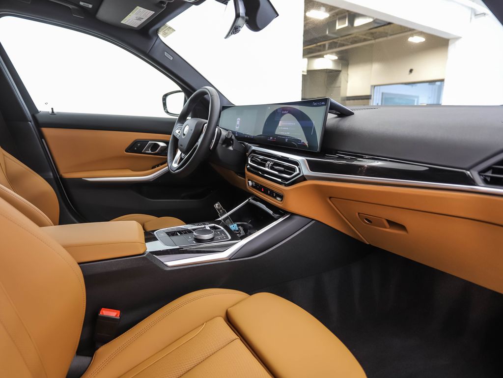 Thumbnail: 2024 BMW 3 Series - 29