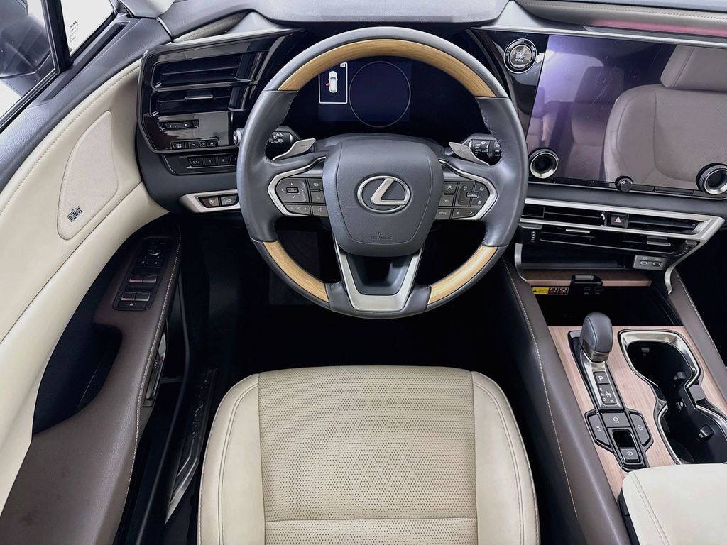 Thumbnail: 2024 Lexus RX - 10