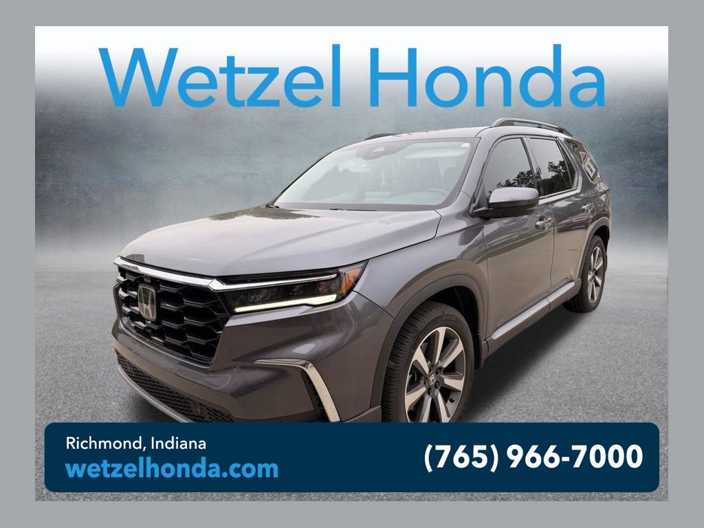 Gray (Modern Steel Metallic) 2023 Honda Pilot SUV / Crossover All-Wheel Drive Automatic