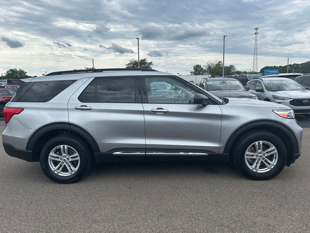 Certified Used 2024 Silver Ford XLT image 9