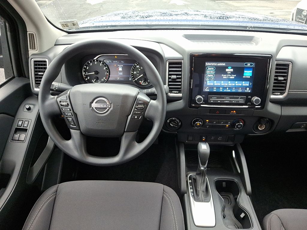 Thumbnail: 2022 Nissan Frontier - 11