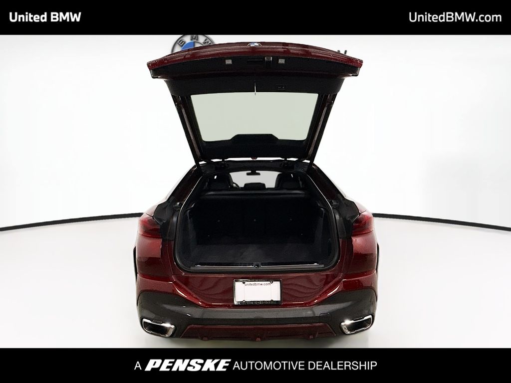 Thumbnail: 2026 BMW X6 - 14