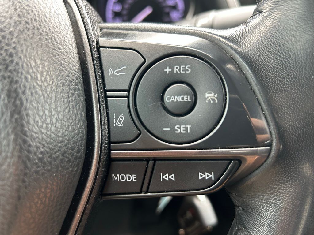 2022 Toyota Camry SE 25