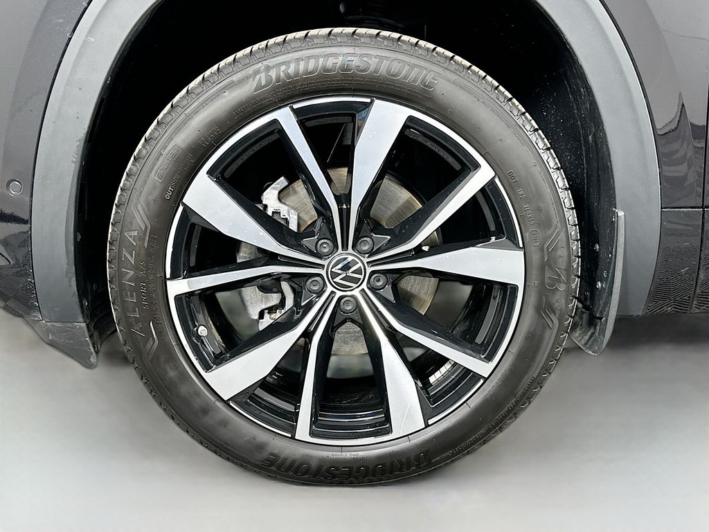 Thumbnail: 2025 Volkswagen Atlas - 32