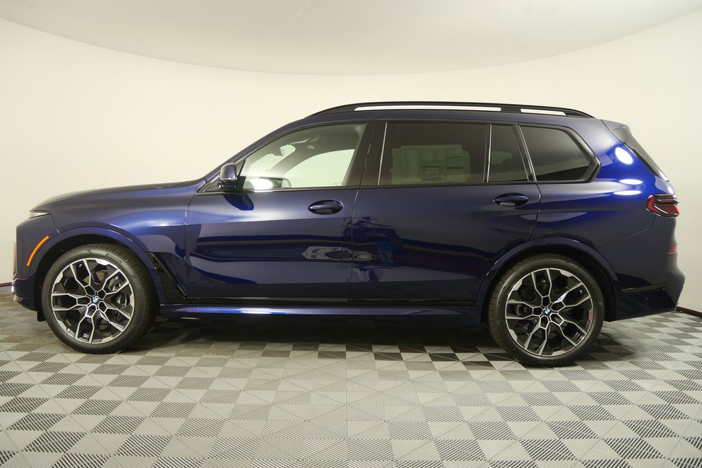 Thumbnail: 2026 BMW X7 - 6