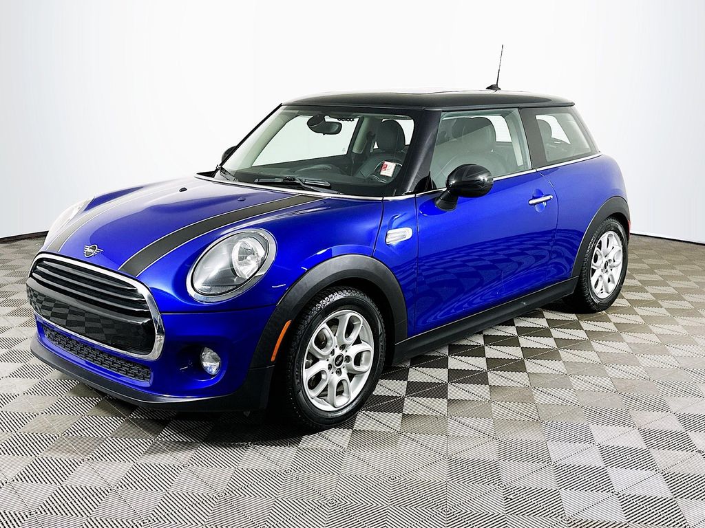 2019 MINI Cooper 2-Door Hatchback FWD