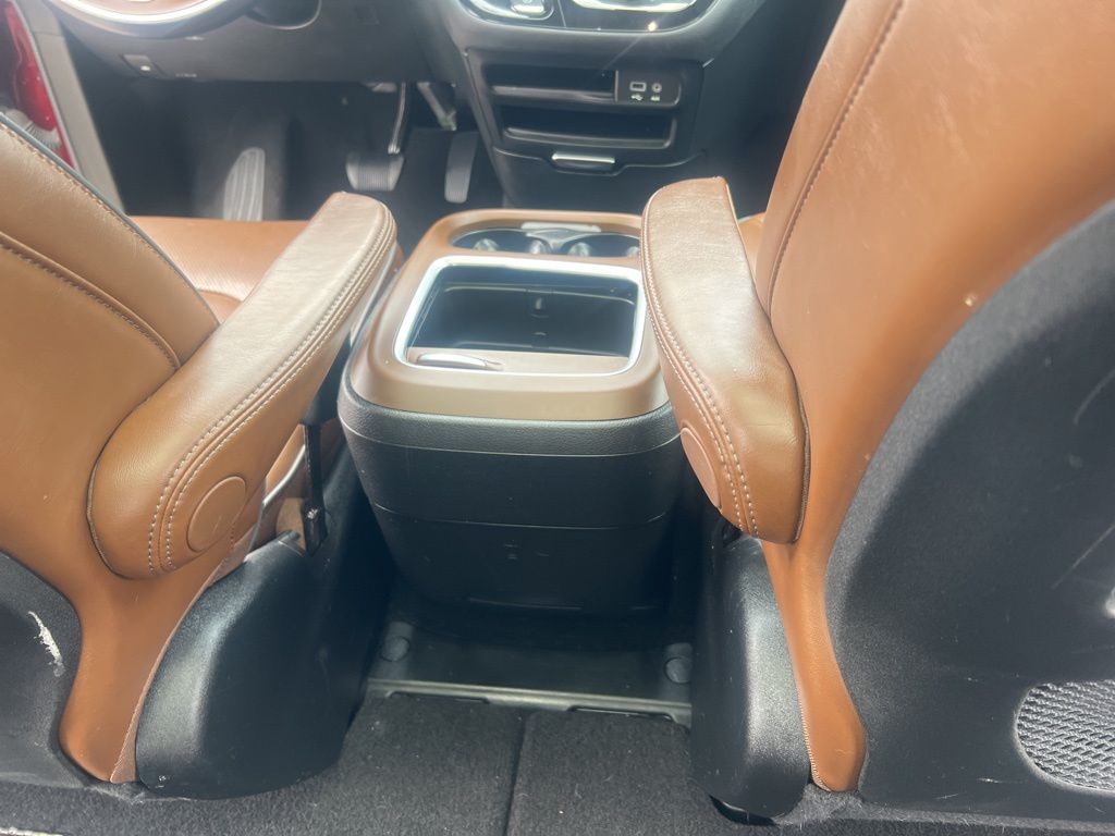 2018 Chrysler Pacifica Limited photo