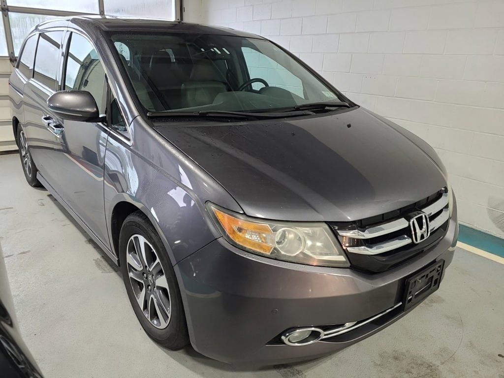 View vehicle photo 2