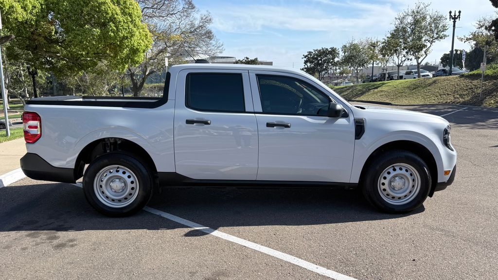 Used 2025 Ford Maverick XL 4D Crew Cab