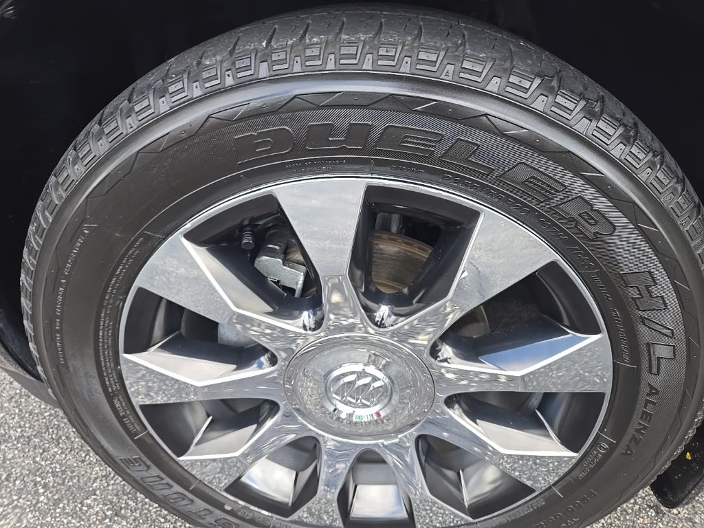 2017 Buick Enclave Premium 17