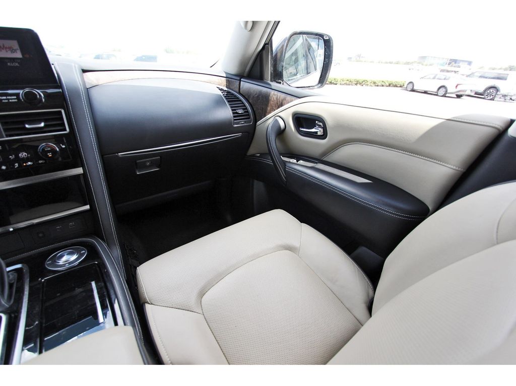 2023 INFINITI QX80 Premium Select White at Legacy Ford