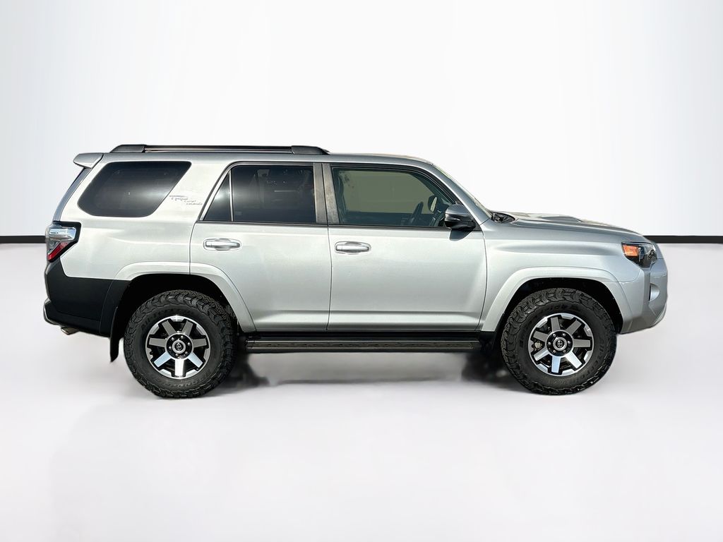 Thumbnail: 2023 Toyota 4Runner - 4