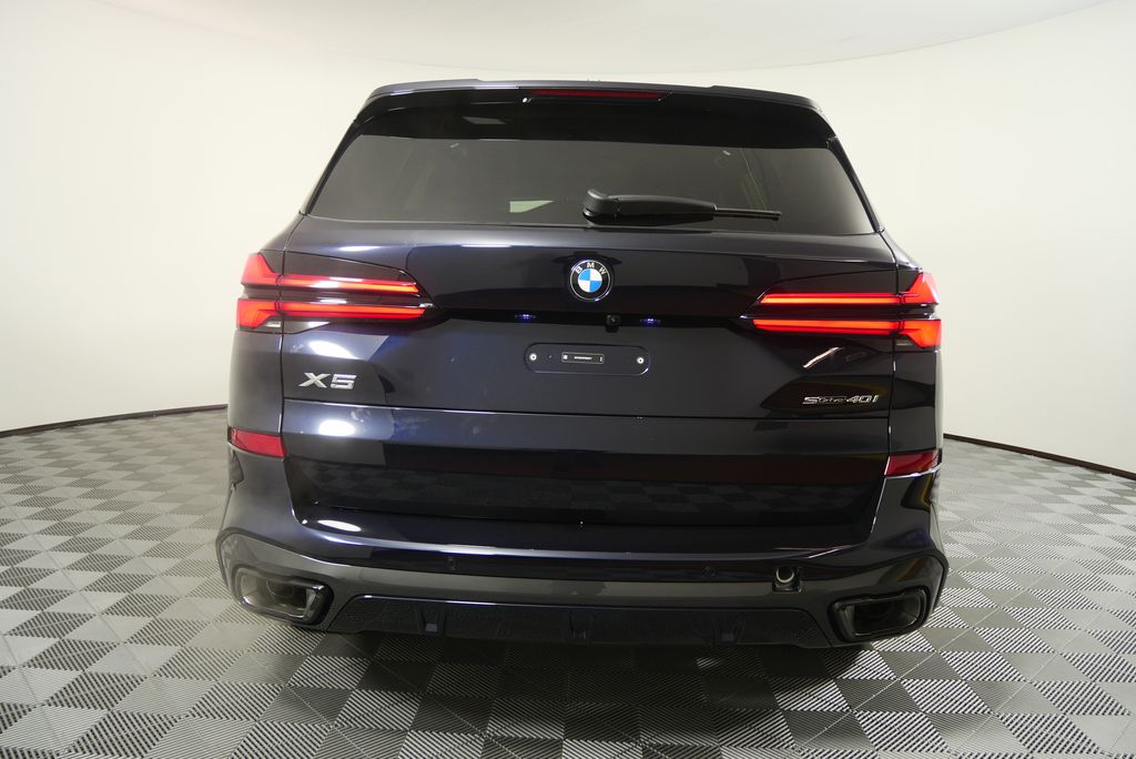 Thumbnail: 2026 BMW X5 - 4
