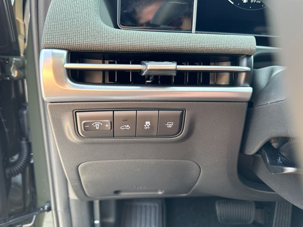 2025 Hyundai Santa Cruz Limited photo 18