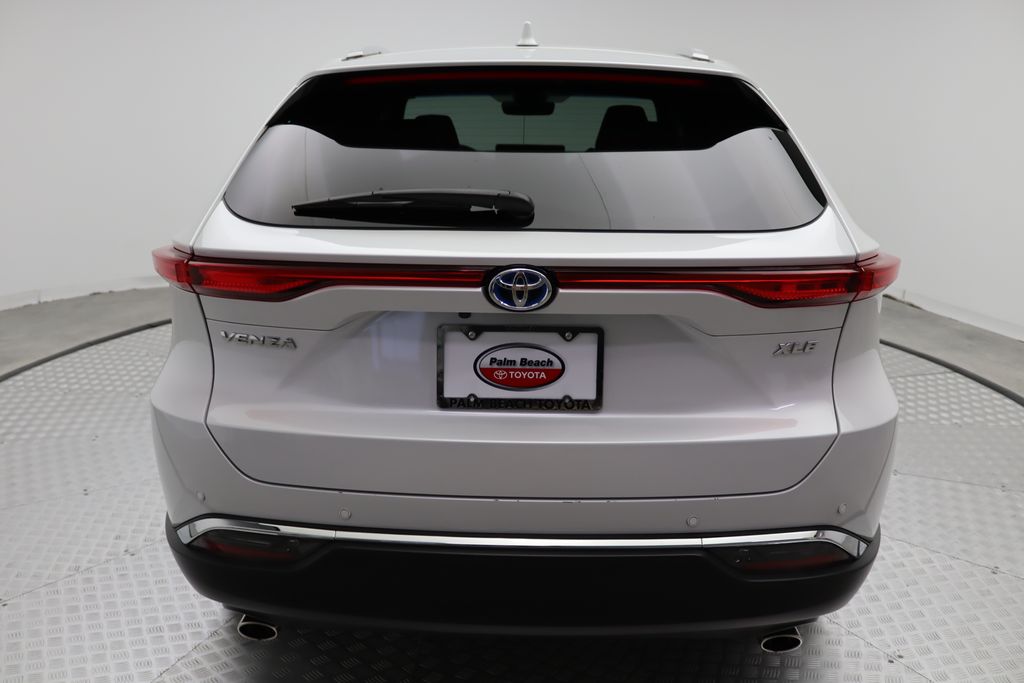 Thumbnail: 2023 Toyota Venza - 10