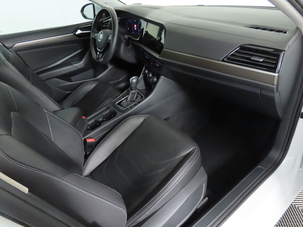 2021 Volkswagen Jetta SEL 18