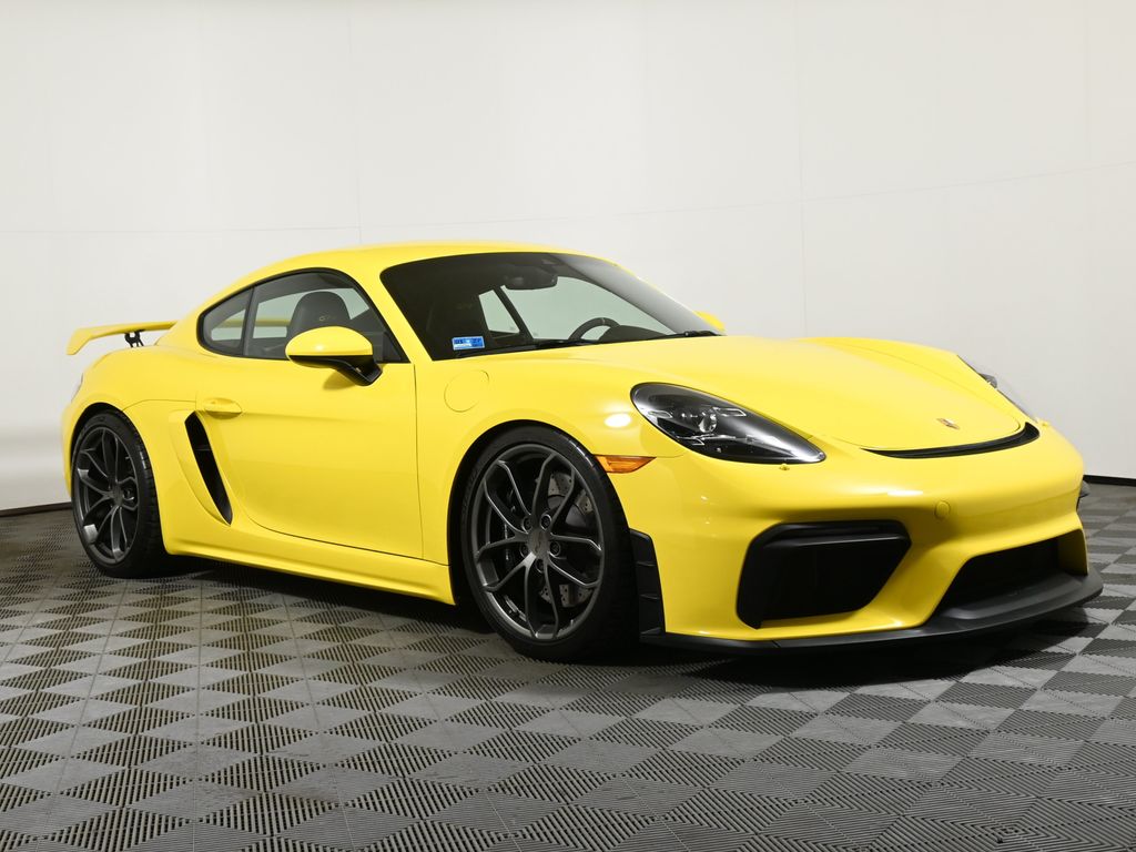 2021 Porsche 718 Cayman GT4 8