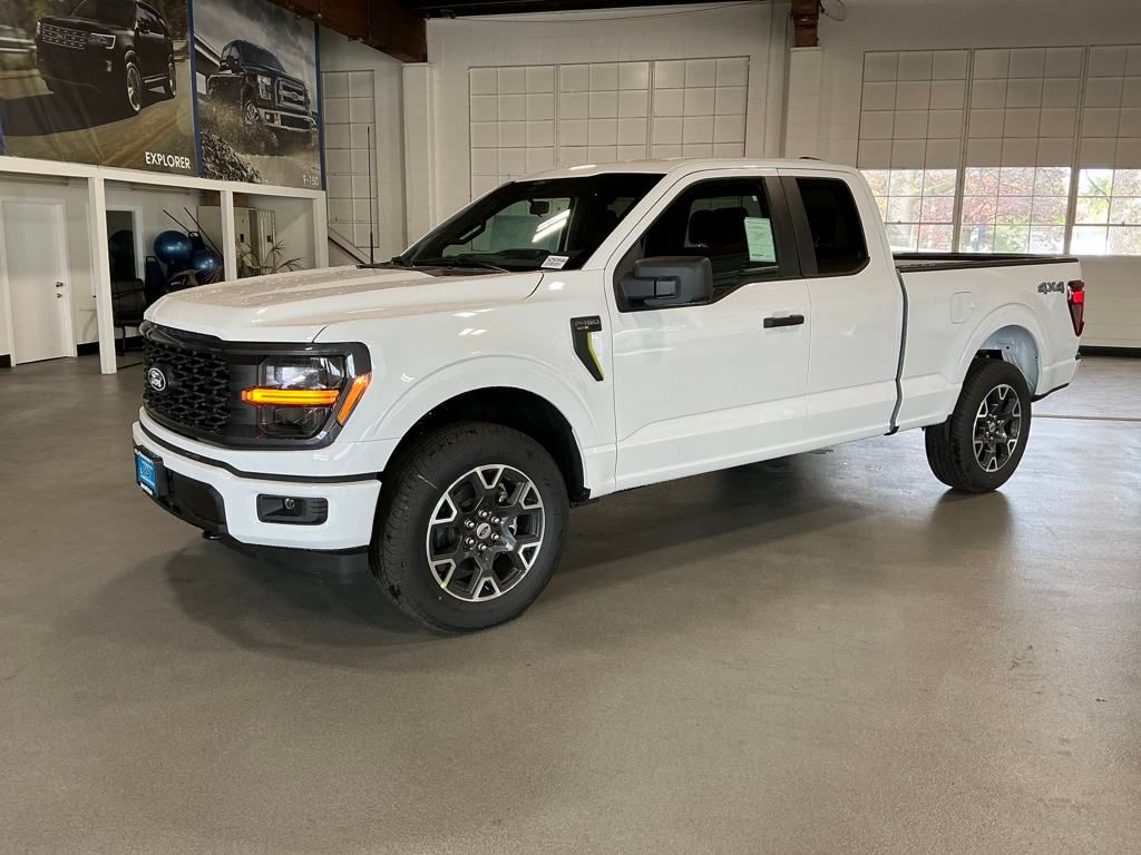 2025 Ford F-150 STX photo
