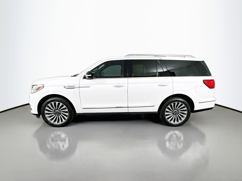Thumbnail: 2020 Lincoln Navigator - 8