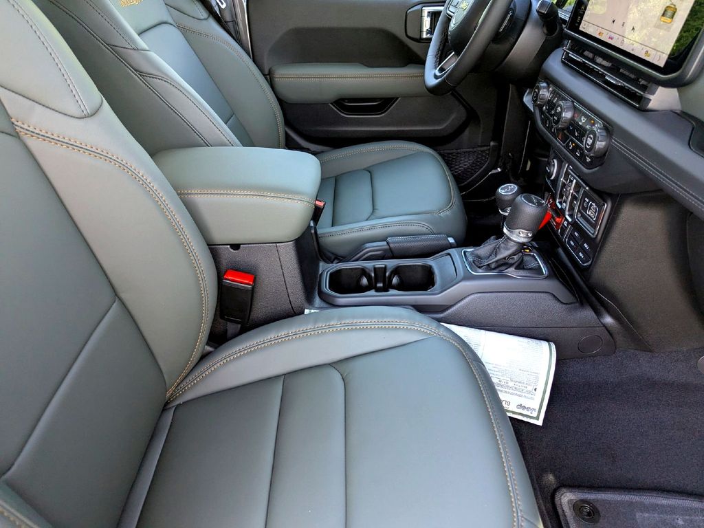 New Car 2025 Jeep Gladiator  Mojave For Sale In Taylor, Texas