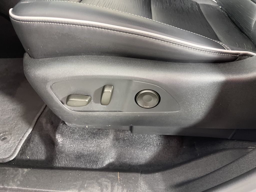 Thumbnail: 2025 Buick Enclave - 25