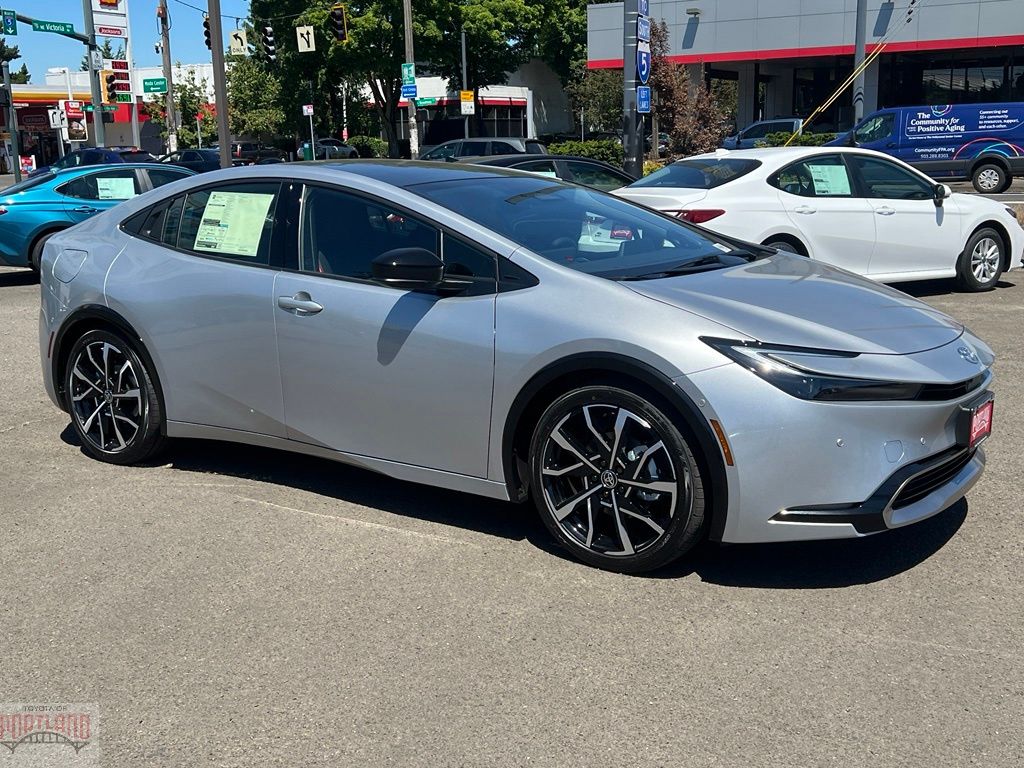 Cutting Edge 2026 Toyota Prius Plug-In Hybrid Hatchback Front-Wheel Drive Continuously Variable Transmission