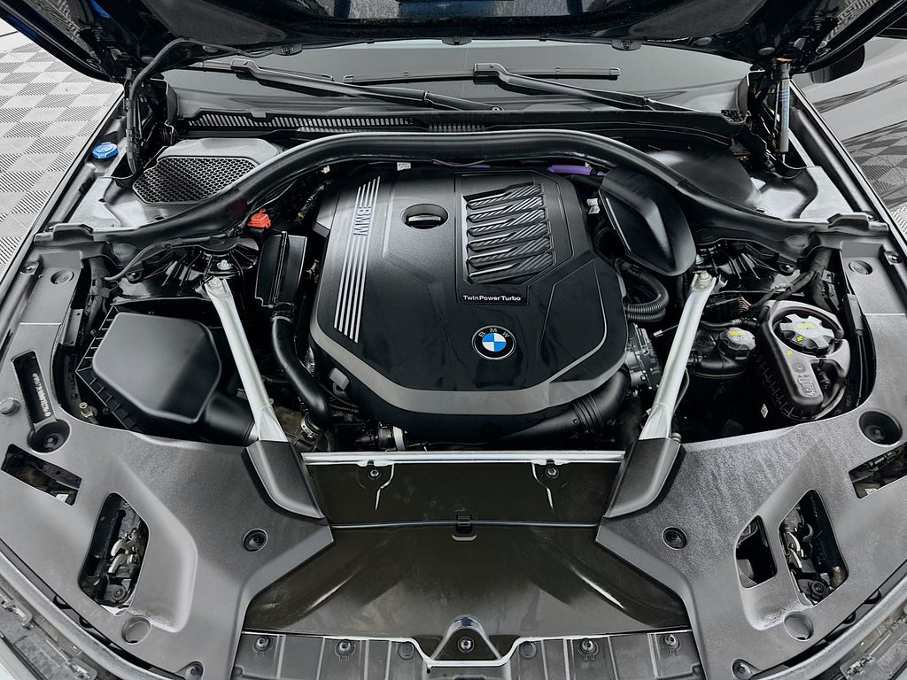 2022 BMW 5 Series 540i xDrive 31
