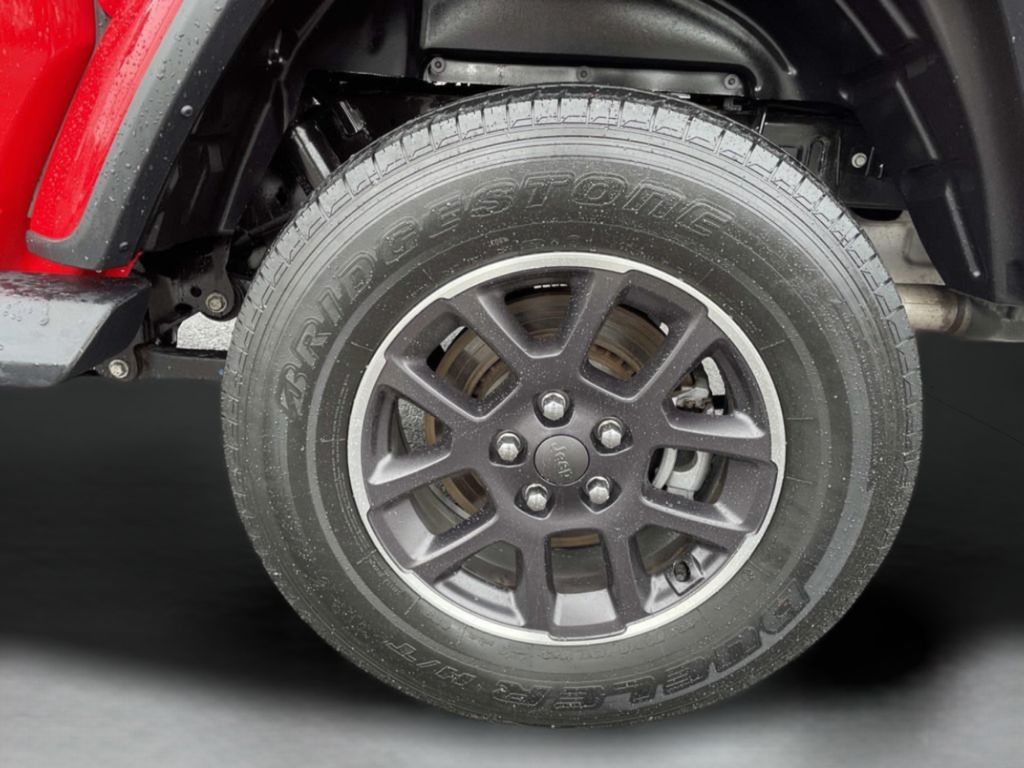 Used 2021 Red Jeep Overland image 14