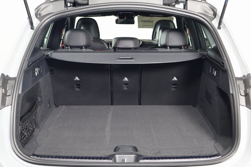 Thumbnail: 2026 Mercedes-Benz GLC - 8