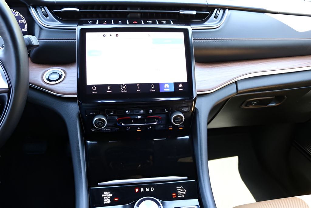 Used Car 2023 Jeep Grand Cherokee  Summit For Sale Under $40,000 In Austin, Texas