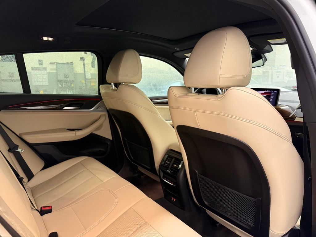 Thumbnail: 2023 BMW X4 - 26