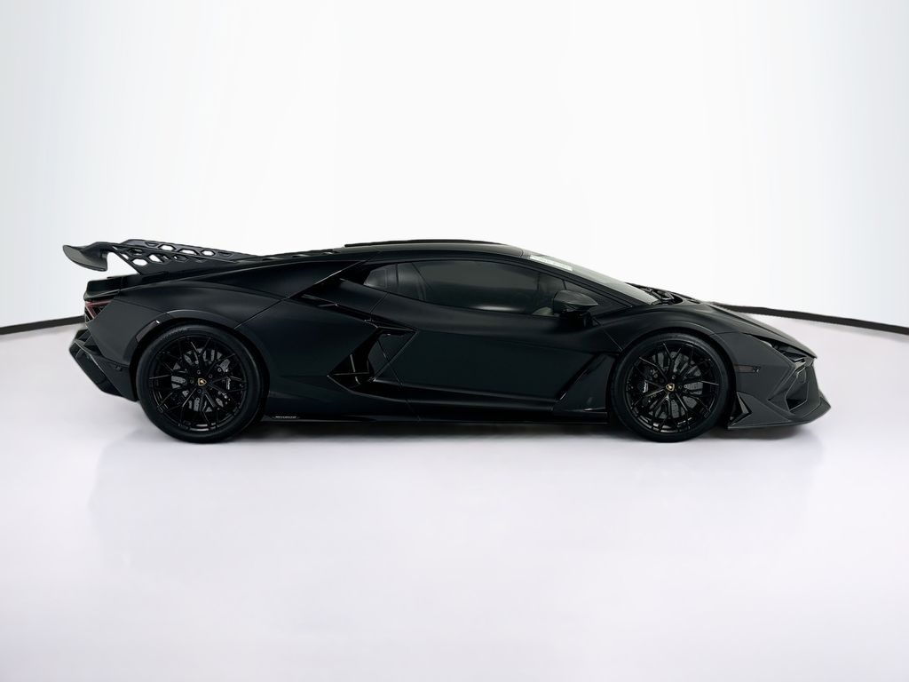 Thumbnail: 2024 Lamborghini  - 4